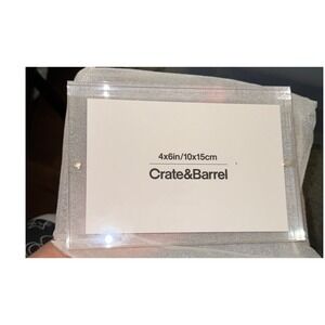 Crate & Barrel Acrylic Photo Frame 4x6 Tabletop‎ Clear Picture Display New